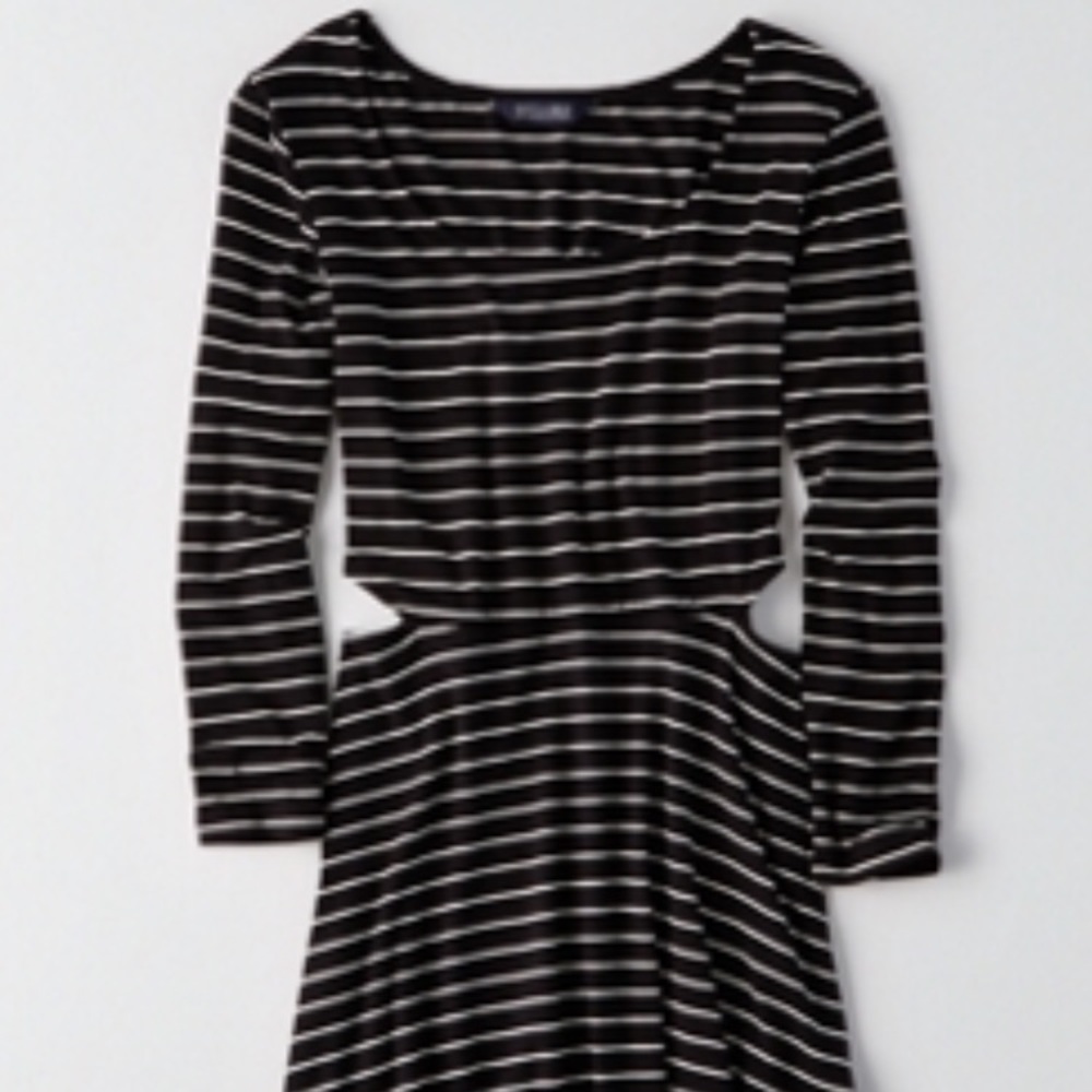 AEO SOFT & SEXY CUTOUT FIT & FLARE DRESS